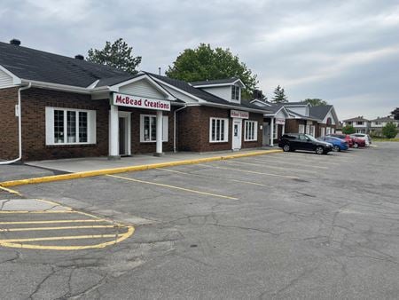 Retail space for Rent at 3 Chartwell Avenue in Ottawa