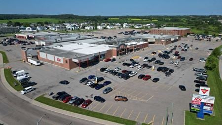 Retail space for Rent at 1221 boul. Marcotte in Roberval