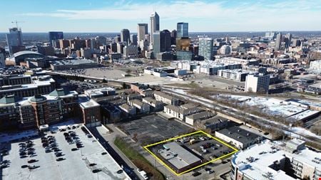 Retail space for Sale at 140 S College Ave in Indianapolis