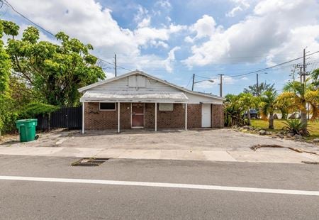 Photo of commercial space at 400 NW 1st Street in Dania Beach
