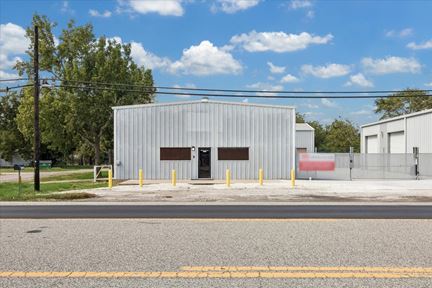 130 Grand Avenue, #100, Bacliff, TX 77518