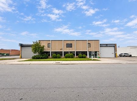 Industrial space for Rent at 2450 Lunt Avenue in Elk Grove Village