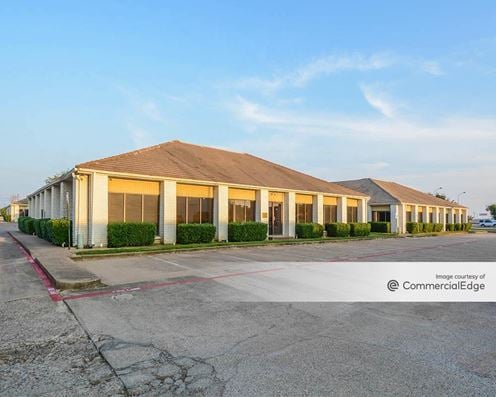 6800 Manhattan Blvd. - Building 5