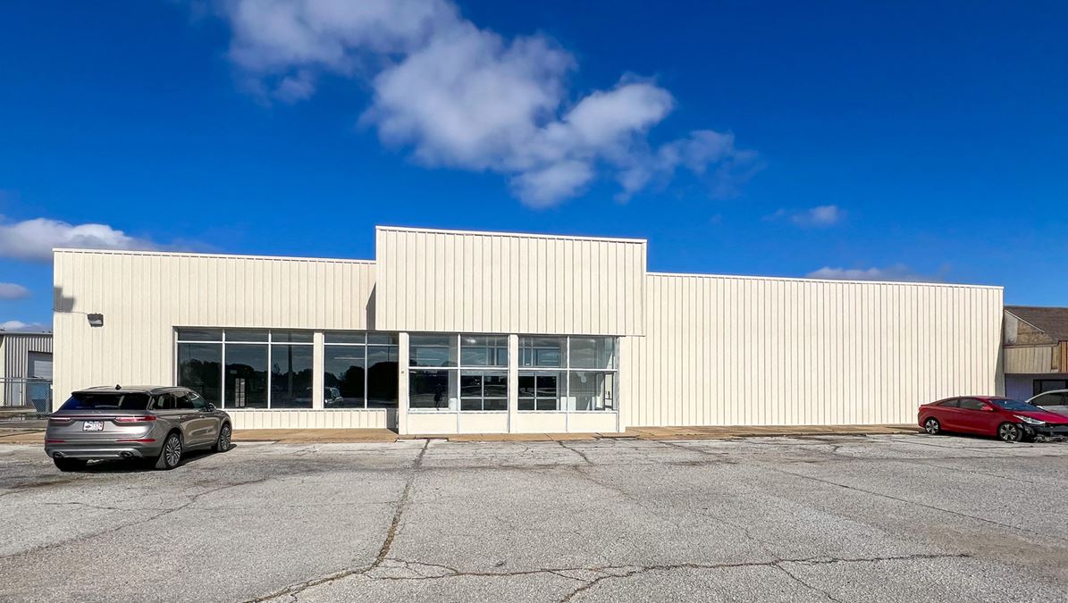 Retail Showroom & Warehouse Property for Sale or Lease