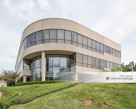 Tates Creek Office Centre - Lexington