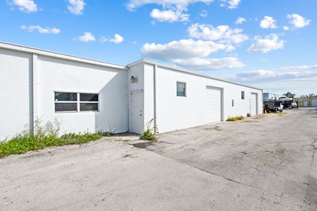 Photo of commercial space at 1160 NE 24th Ct in Wilton Manors
