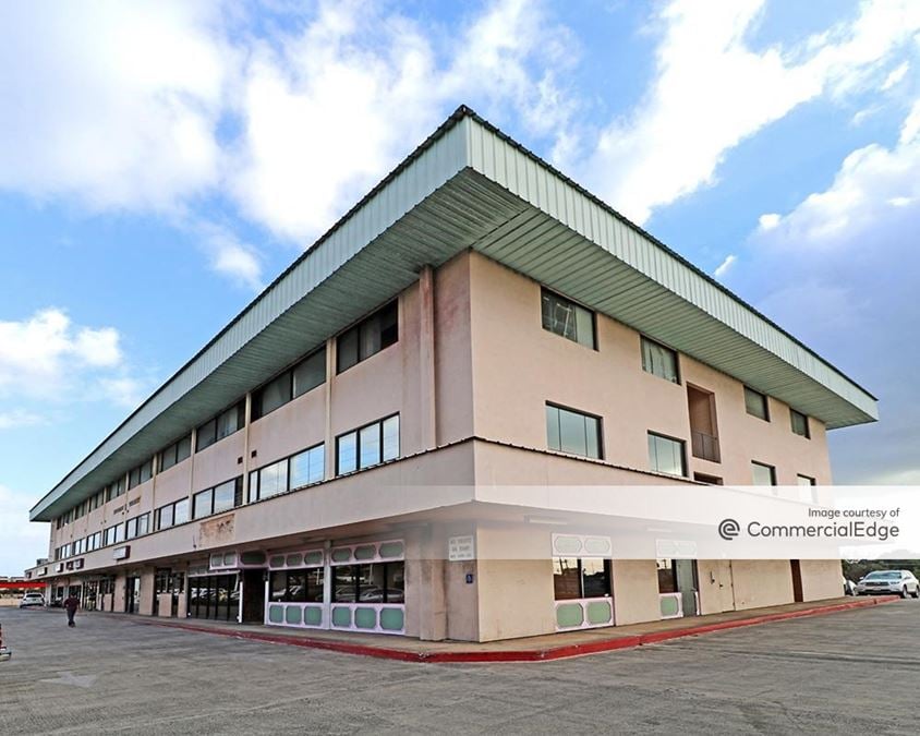 Pearl City Business Plaza