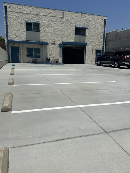 Photo of commercial space at 4127 Sequoia St in Los Angeles