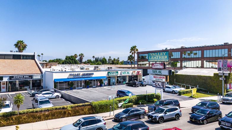 Ventura Blvd Retail Shop Space