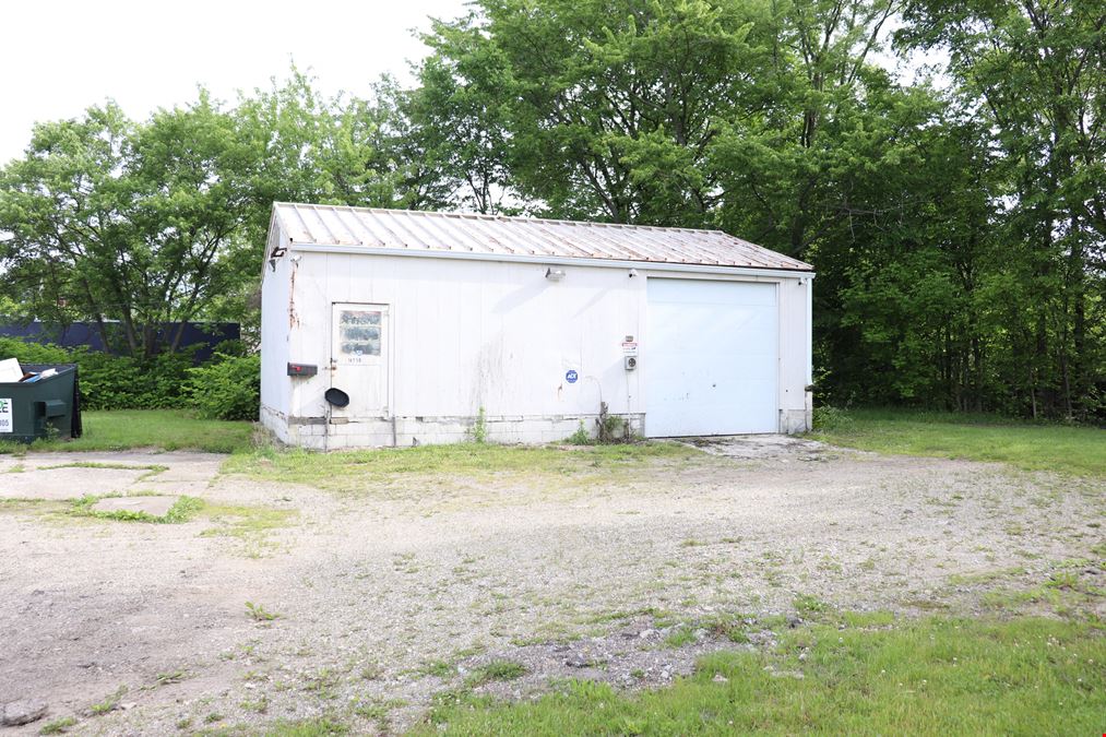1475 Massillon Rd