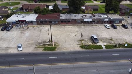 Photo of commercial space at 7081 -7091 Winbourne Avenue in Baton Rouge