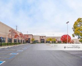 Parkway Corporate Plaza - 1660 East Roseville Pkwy
