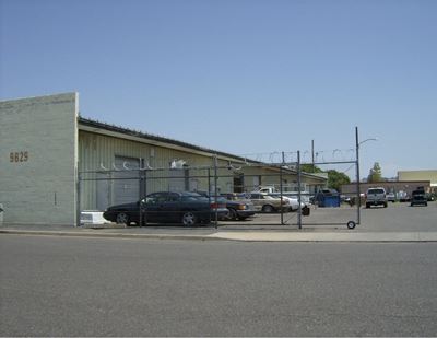 9625-9629 N. 21st Dr.