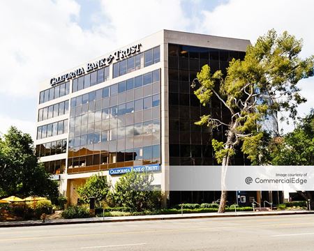 Office space for Rent at 16130 Ventura Blvd in Encino