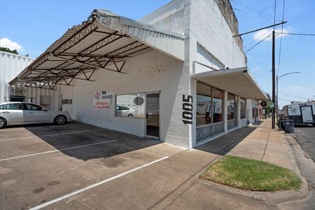 Industrial space for Rent at 1017 Franklin Ave in Waco