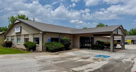 Photo of commercial space at 1860 W Sunset Ave in Springdale