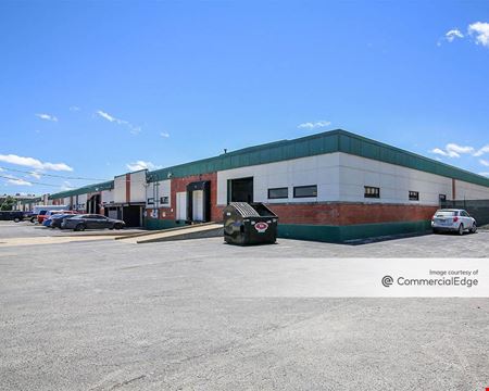 Industrial space for Rent at 1404-1424 Gentry St in North Kansas City