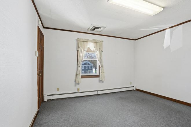 Office or Retail Spaces for Lease in Downtown Georgetown