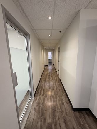 852 Fort Street (214)