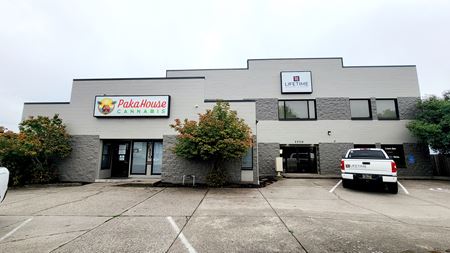 Photo of commercial space at 1310 12th St SE in Salem