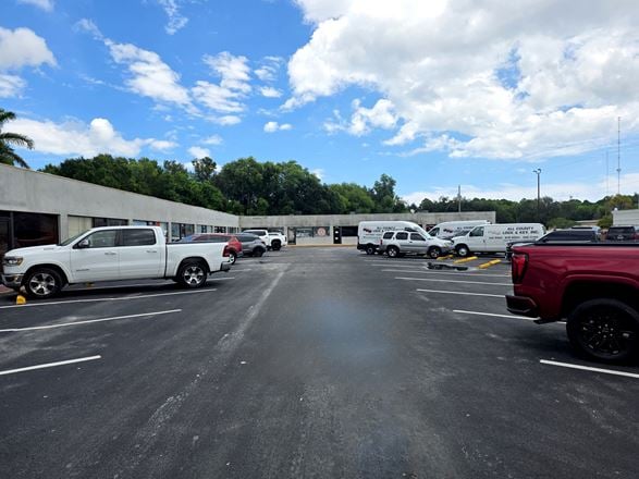 Kings Plaza Retail Center