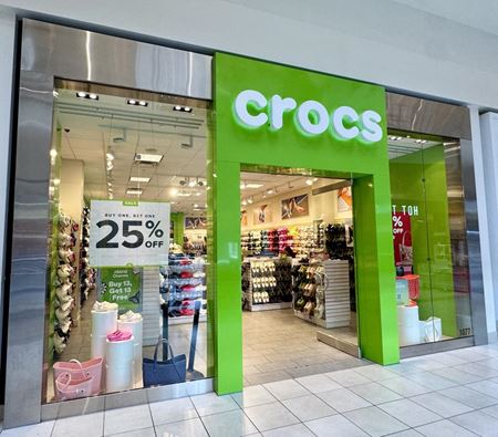 1077     Space Photo Gallery 1