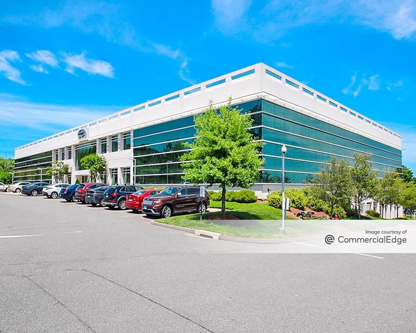 40 Waterview Drive, Shelton, CT 06484