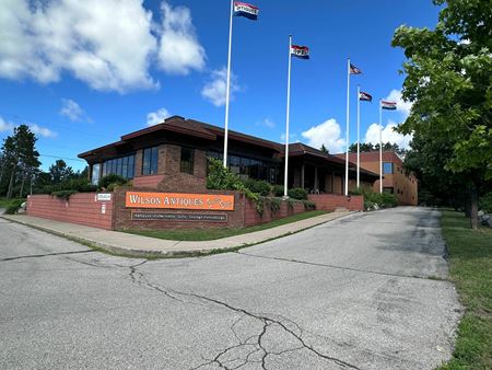 Photo of commercial space at 5600 U.S. 31 in Williamsburg