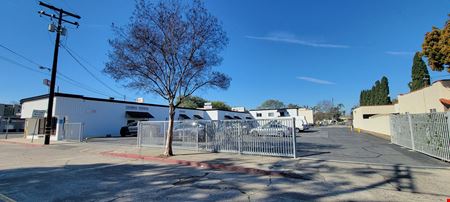 Retail space for Rent at 501-17 West 17th Street in Santa Ana