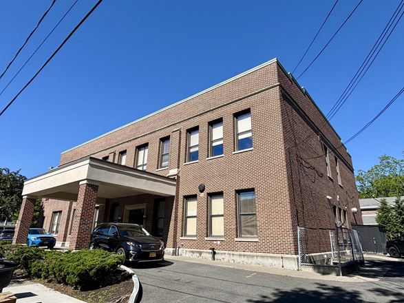 425 New Scotland Ave.
