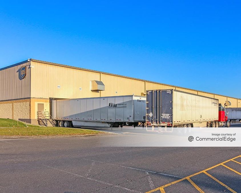 Birch Creek Distribution Center 200 Birch Creek Road Industrial