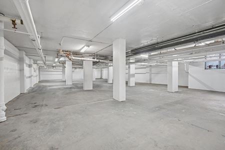 J01-STR8 Space Photo Gallery 1