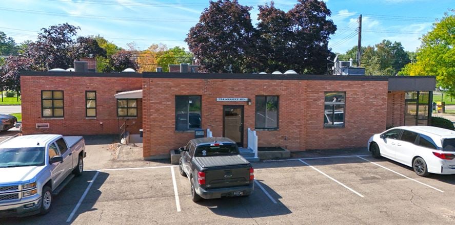 724 Abbot Rd Condo #2