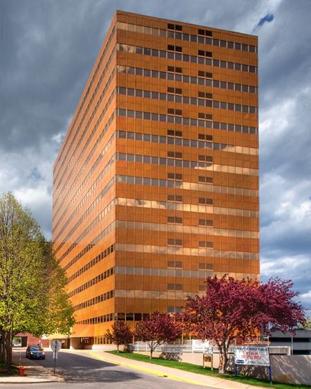 Riverview Office Tower - Bloomington