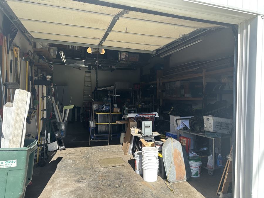 2 Unit Retail with Warehouse