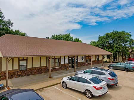 Commercial space for Sale at 2619 West 6th Street in Lawrence