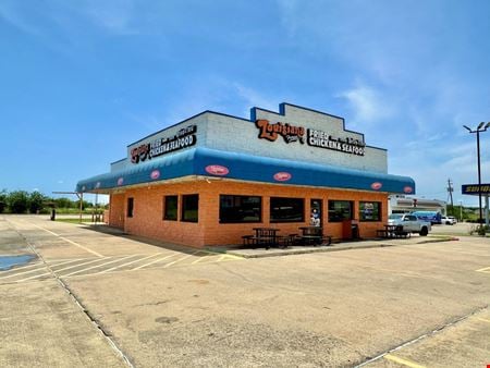 Photo of commercial space at 5400 Avenue I in Rosenberg