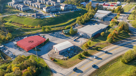 Photo of commercial space at 1525 Parker Hollow Drive in Louisville