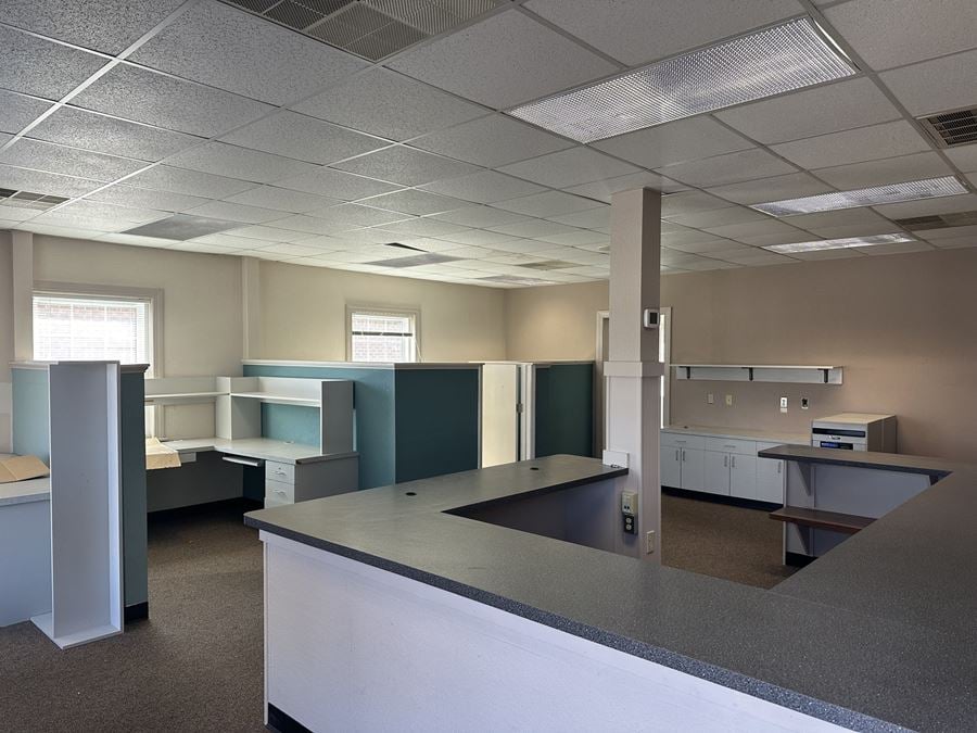 2,100 SF Office Space for Lease on Sunset Avenue