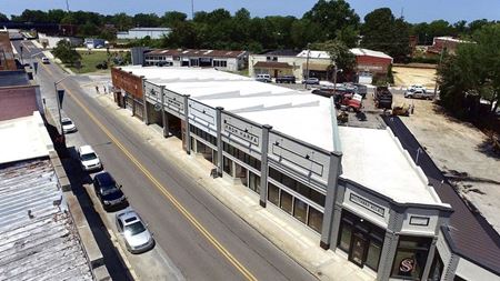 Retail space for Rent at 814 Dickinson Ave in Greenville