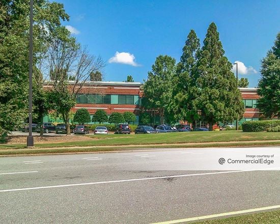 6120 Windward Pkwy
