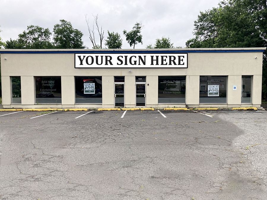 Single-Story Retail Building For Lease