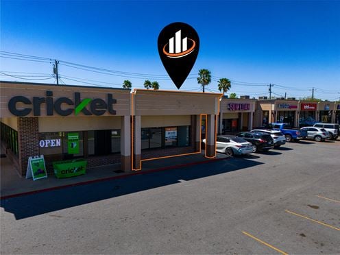 1,683 SF Retail Space | Tyler Square Shopping Center