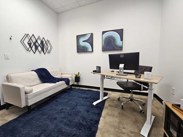 Beach Walk Office Suites - Beach Walk Coworking & Office Space