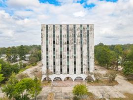 Highly Visible Redevelopment Opportunity near Amazon