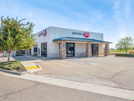 Commercial space for Rent at 1241 W Caldwell Ave in Visalia