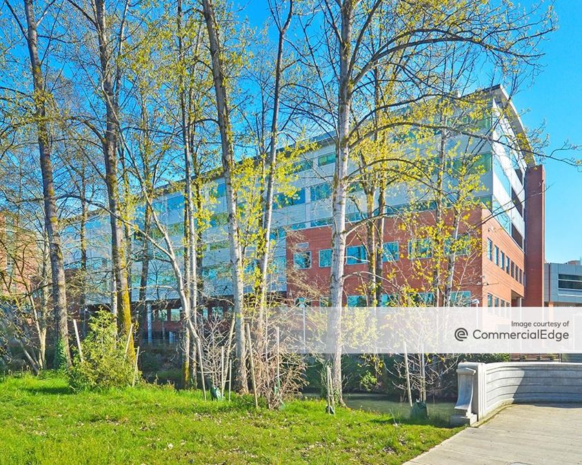 Salem Hospital Campus - Center for Outpatient Medicine