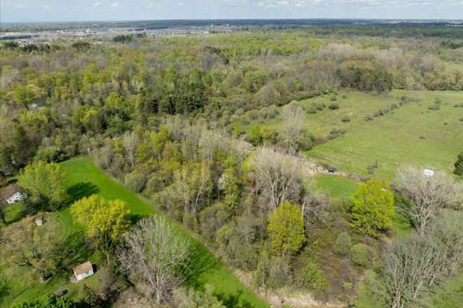 242 Pleasant View Dr