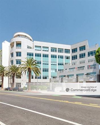 Second Street Plaza