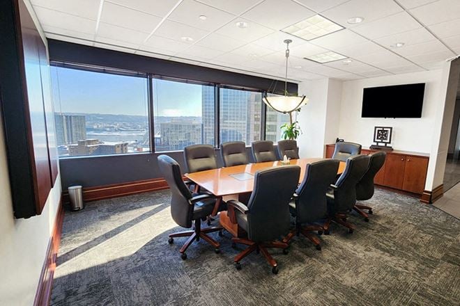 CIN - 250 East 5th Street